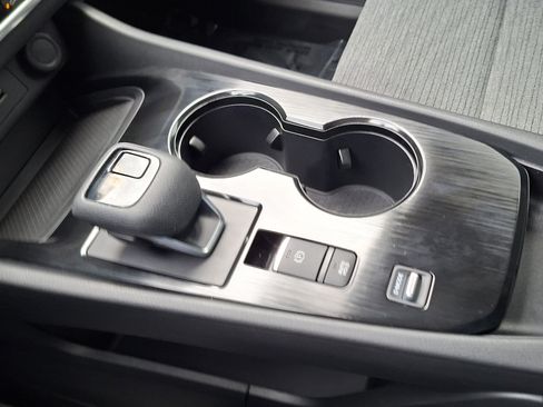 Certified 2023 Nissan Rogue SV image 15