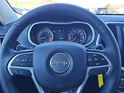 Used 2015 Jeep Cherokee Trailhawk image 34