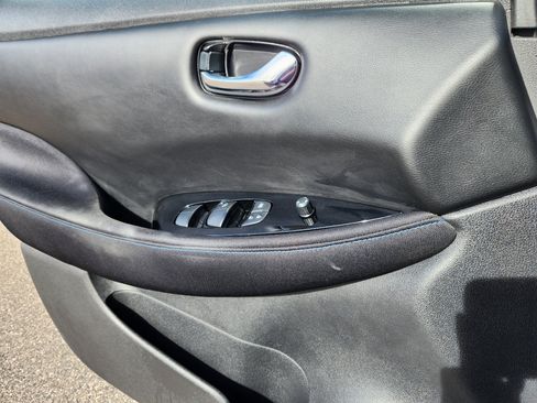 Used 2019 Nissan Leaf SV Plus w/ SV All Weather Package image 9
