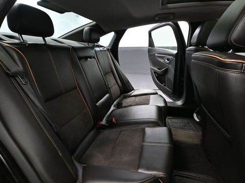 Used 2015 Chevrolet Impala LT w/ Convenience Package FWD image 40