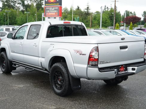 Used 2013 Toyota Tacoma 4x4 Double Cab w/ TRD Sport Pkg image 3