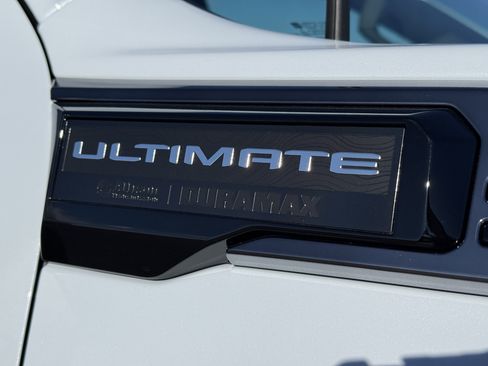 New 2026 GMC Sierra 3500 Denali Ultimate AWD/4WD image 13
