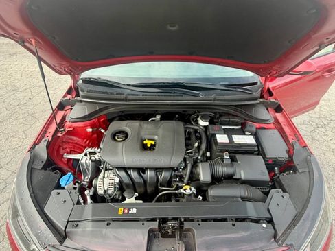 Used 2020 Hyundai Elantra SEL FWD image 35
