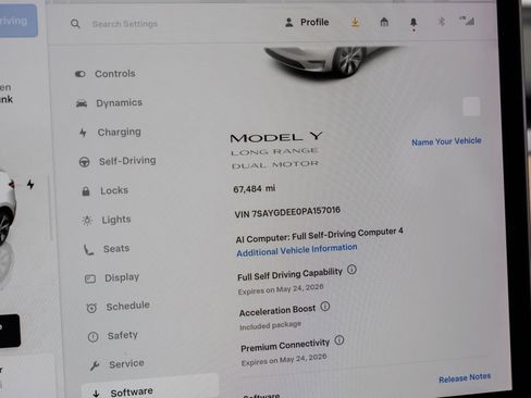 Used 2023 Tesla Model Y Long Range AWD/4WD image 22