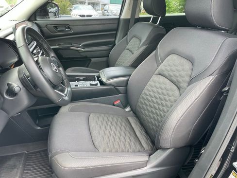 Certified 2024 Nissan Pathfinder SV AWD/4WD image 7