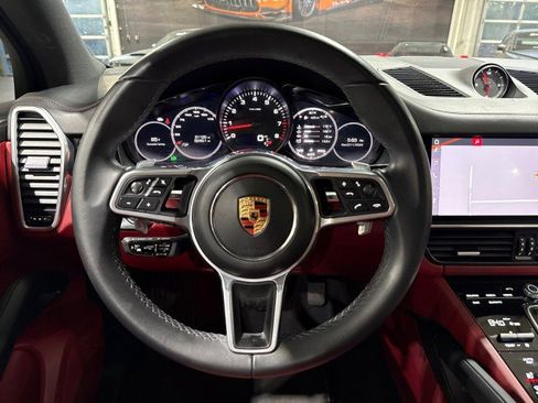 Used 2020 Porsche Cayenne image 73