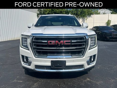 Used 2021 GMC Yukon XL SLT w/ SLT Luxury Plus Package AWD/4WD image 2