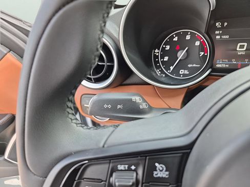 Used 2021 Alfa Romeo Giulia Sprint w/ Nero Edizione image 36