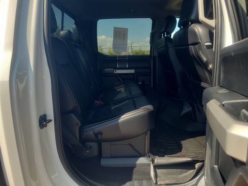 Used 2020 Ford F350 Lariat w/ Lariat Value Package AWD/4WD image 18