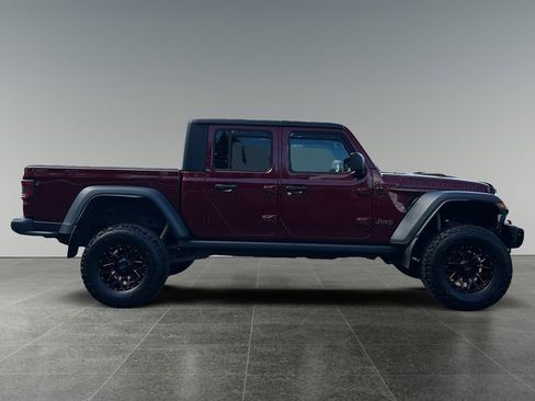 Used 2021 Jeep Gladiator Rubicon AWD/4WD image 8