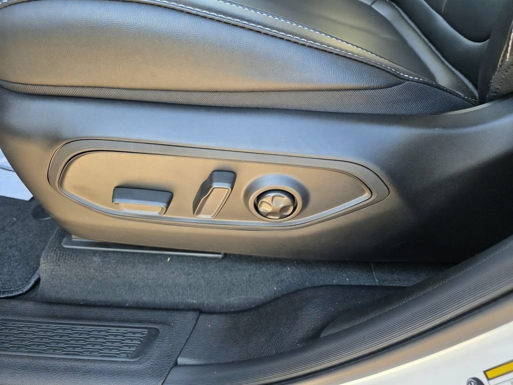 New 2025 Jeep Grand Cherokee Limited 4xe AWD/4WD image 32