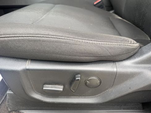 Used 2019 Ford F150 XLT w/ Equipment Group 302A Luxury AWD/4WD image 11