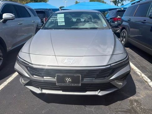 Used 2026 Hyundai Elantra Sport FWD image 3