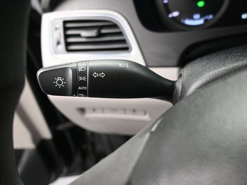 Used 2016 Hyundai Sonata SE image 17