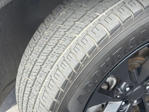 Used 2019 Hyundai Santa Fe SE FWD image 18