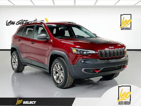 Used 2020 Jeep Cherokee Trailhawk w/ Cold Weather Group image 3