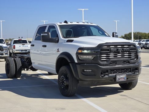 New 2026 RAM 5500 Tradesman image 3