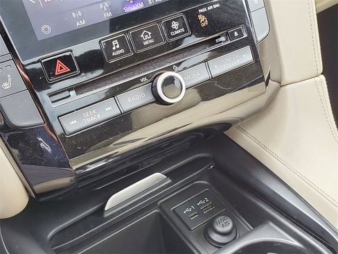 Used 2021 INFINITI QX50 Essential w/ Convenience Package image 21