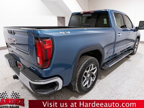 Used 2024 GMC Sierra 1500 SLT w/ SLT Premium Package image 5
