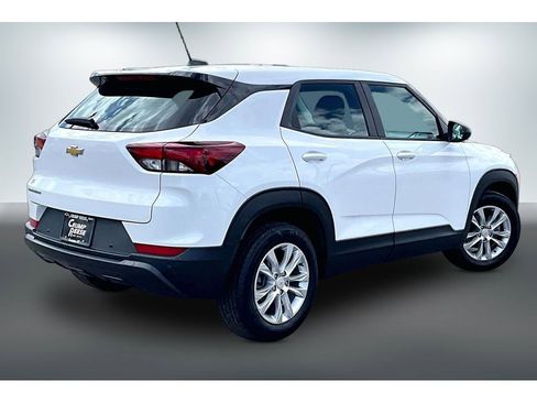 Used 2022 Chevrolet TrailBlazer LS FWD image 6