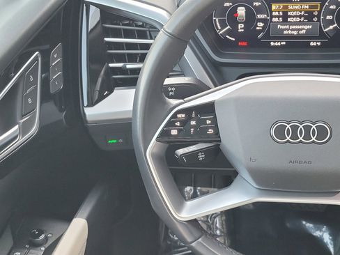 Used 2023 Audi Q4 e-tron Premium w/ Convenience Package RWD image 14