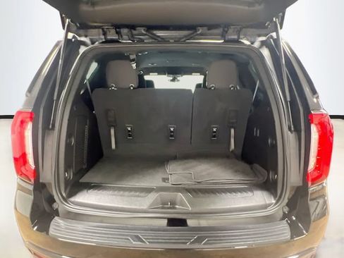 Used 2021 GMC Yukon SLE RWD image 25