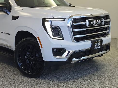 New 2026 GMC Yukon XL Elevation w/ Elevation Premium Package image 2