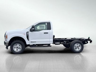 New 2025 Ford F350 XL w/ XL Chrome Package