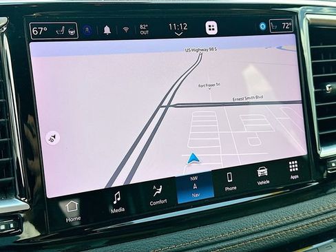 Used 2022 Chrysler Pacifica Pinnacle FWD image 13