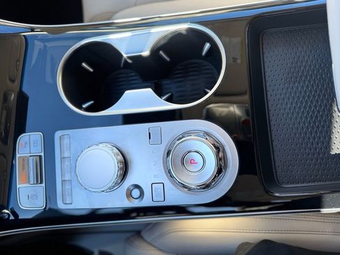 Used 2026 Genesis GV70 2.5T image 16