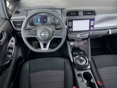 New 2025 Nissan Leaf SV Plus image 19