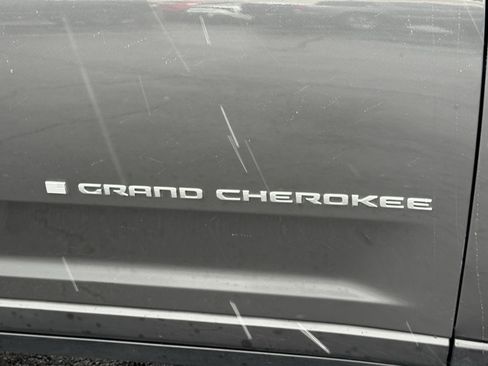 Used 2022 Jeep Grand Cherokee L Limited image 48
