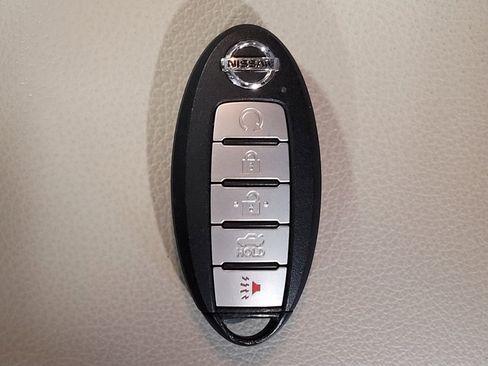 Used 2019 Nissan Altima 2.5 Platinum AWD/4WD image 32