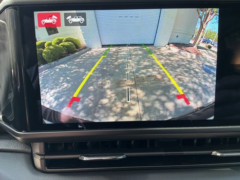 Used 2026 Jeep Wrangler Unlimited Rubicon w/ Safety Group image 25