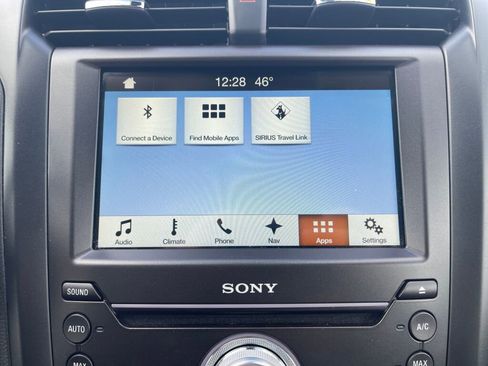 Used 2018 Ford Fusion Titanium image 12