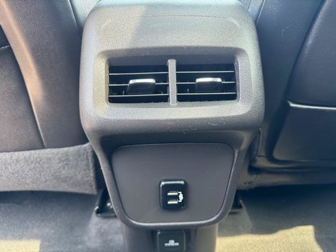 Used 2018 GMC Terrain SLT w/ Preferred Package AWD/4WD image 33