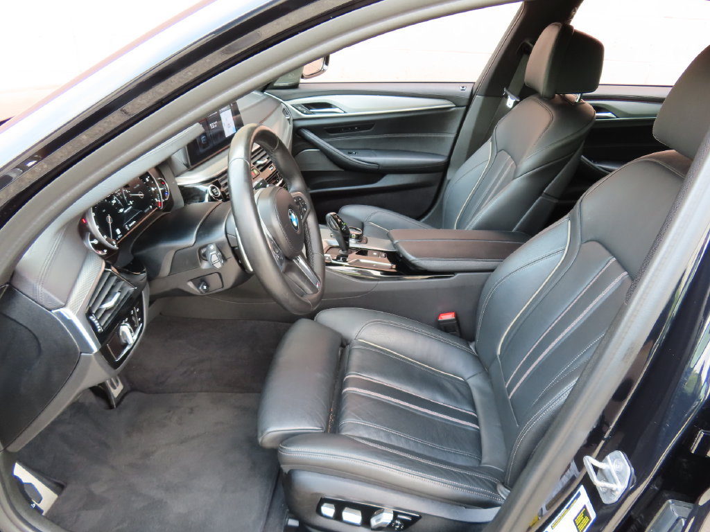 Used 2018 BMW M550i xDrive AWD/4WD image 26
