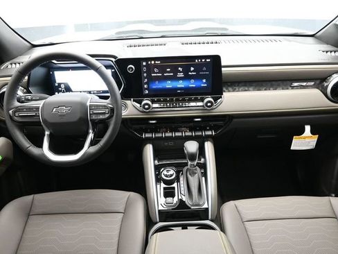 New 2026 Chevrolet Colorado ZR2 w/ Technology Package AWD/4WD image 25