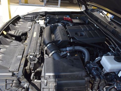 Used 2024 Nissan Frontier SV w/ SV Convenience Package RWD image 24