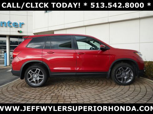 Used 2023 Honda Passport EX-L image 2