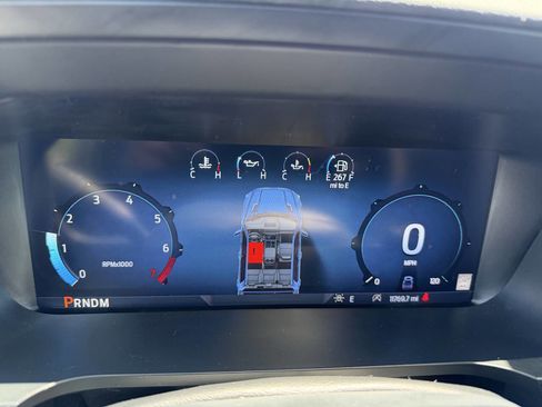 Used 2025 Ford F150 Lariat AWD/4WD image 17