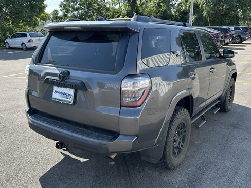 Used 2020 Toyota 4Runner TRD Off-Road Premium w/ Moonroof Package AWD/4WD image 10