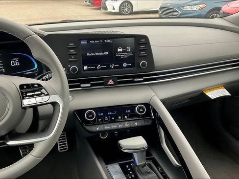 New 2026 Hyundai Elantra SEL Sport Premium FWD image 7