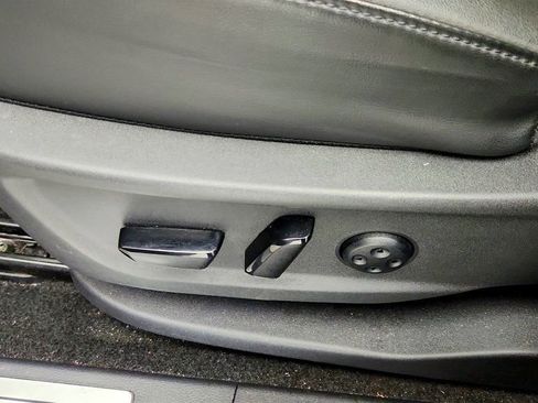 Used 2024 Nissan Ariya AWD image 10