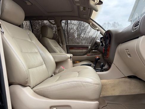 Used 2002 Lexus LX 470 4WD image 94