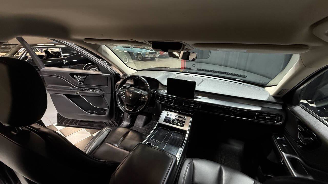 Used 2021 Lincoln Aviator AWD image 43