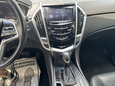 Used 2016 Cadillac SRX FWD image 17