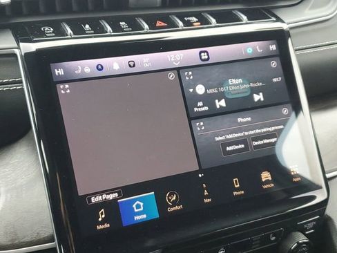 Used 2023 Jeep Grand Cherokee Limited image 23