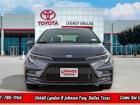 Used 2026 Toyota Corolla SE FWD image 5