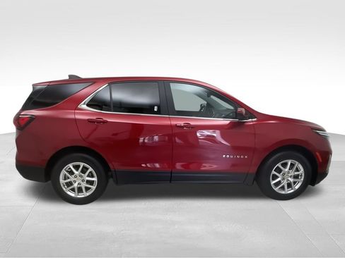 Used 2022 Chevrolet Equinox LT FWD image 3